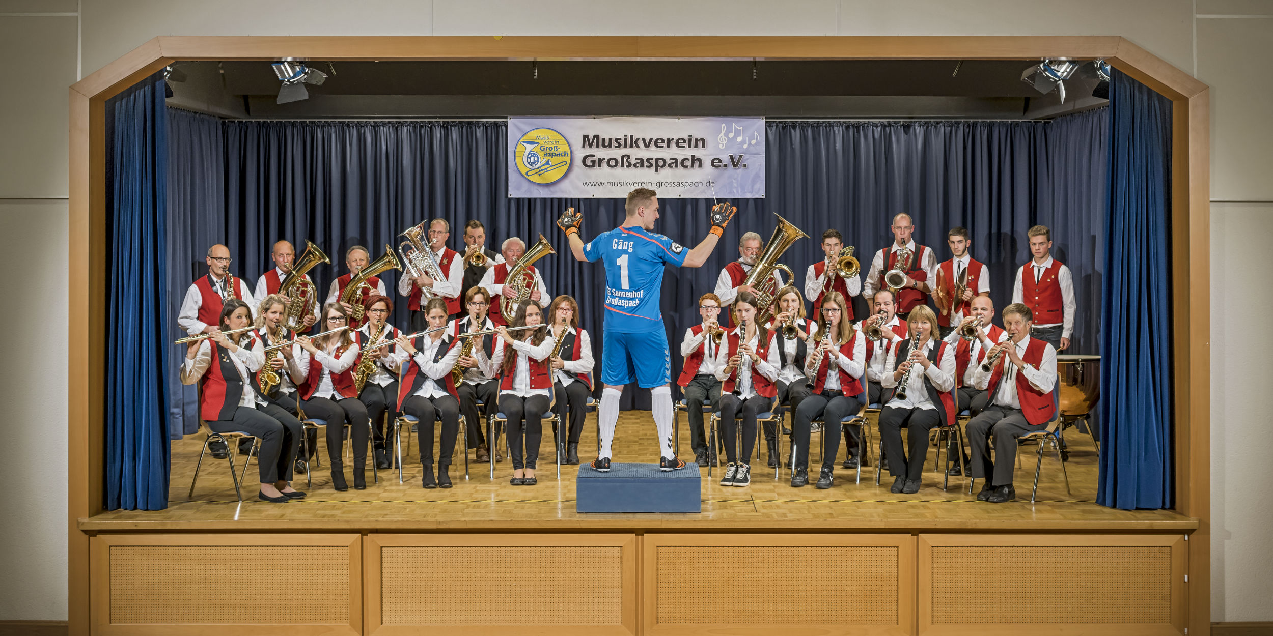 Kalender Fotografie SG Sonnenhof Dorfklub Musikverein Großaspach Dirigent Torwart