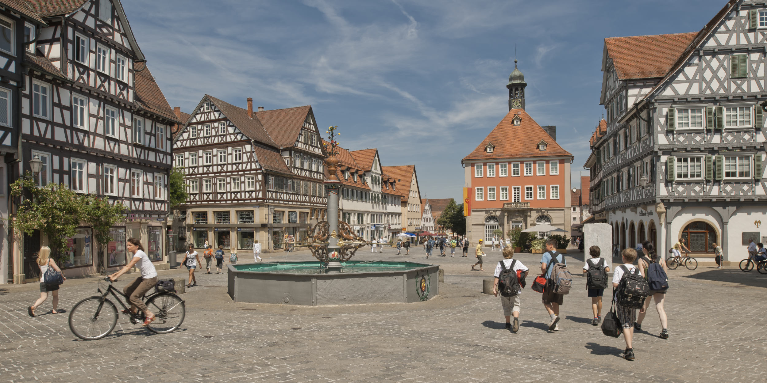 Architekturfotografie Stuttgart und Umgebung Marktplatz Schorndorf Kommune Stadtliebe Werbung Tourismus richtige Zeit richtiger Ort