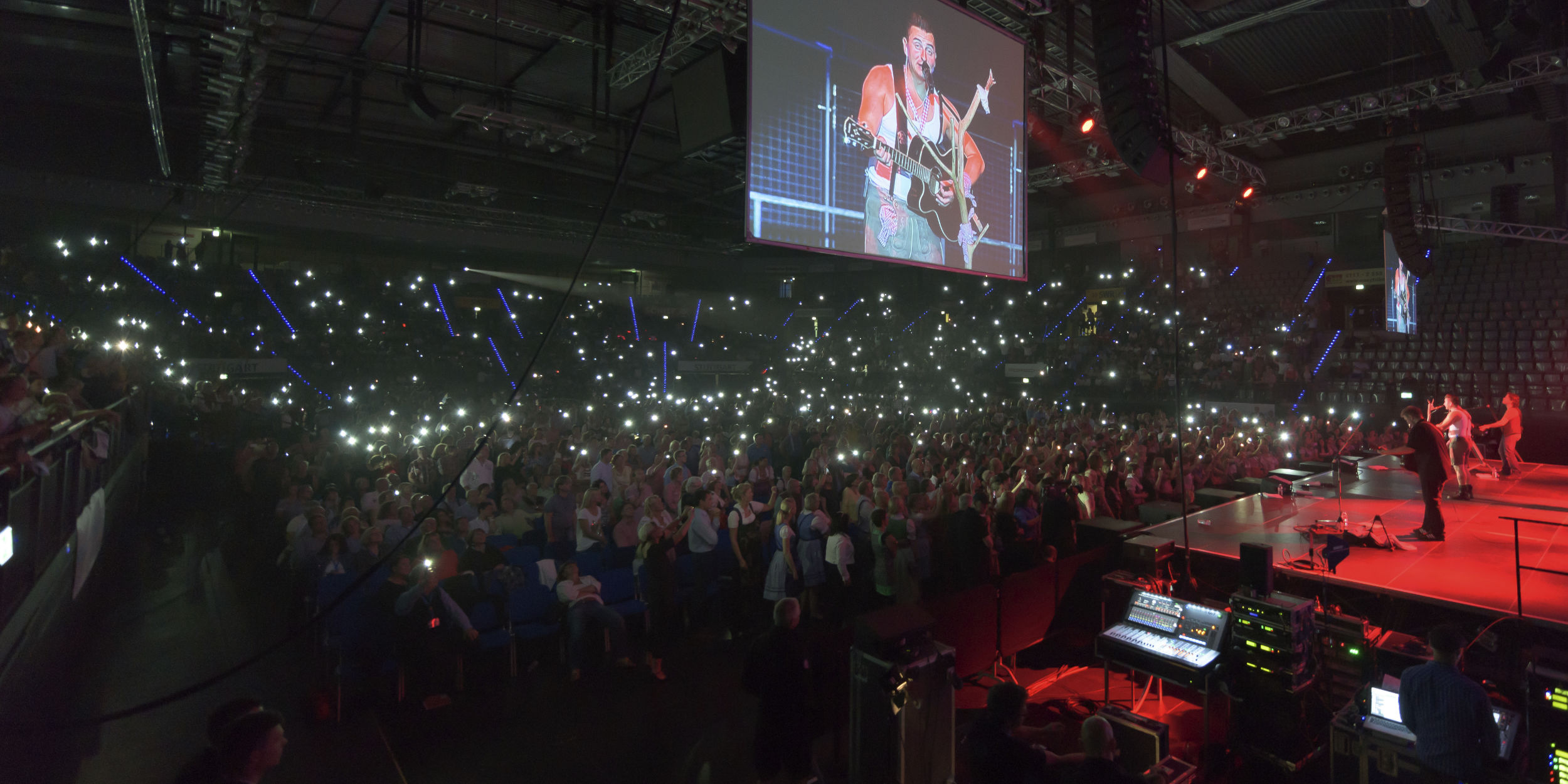 Eventfotografie Stuttgart und Umgebung Bankier Volksbank Stuttgart e.G. Party Nacht Andreas Gabalier DJ Ötzi und voXXclub Porsche Arena Stuttgart